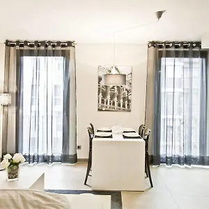 Up Bcn Apartment